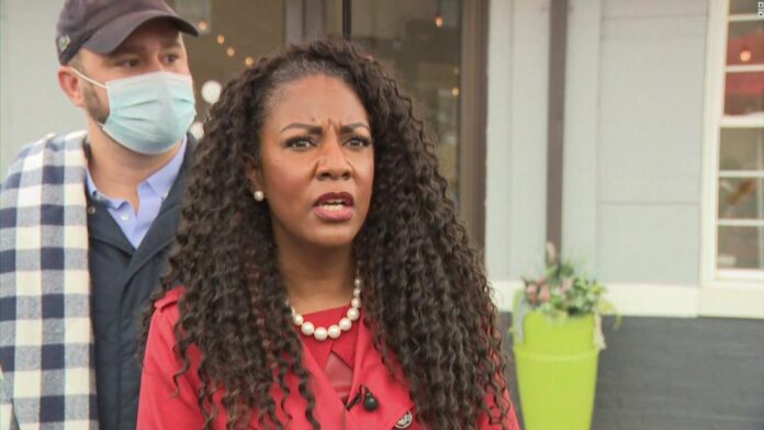 gunshots-rang-out-as-st-louis-mayor-was-discussing-gun-violence-prevention.-she-didn’t-flinch