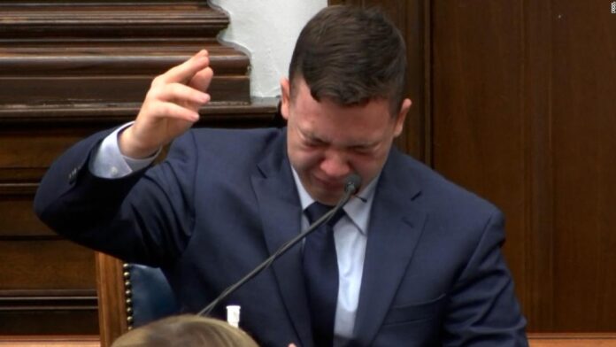 kyle-rittenhouse-breaks-down-on-the-stand-while-testifying-at-his-trial