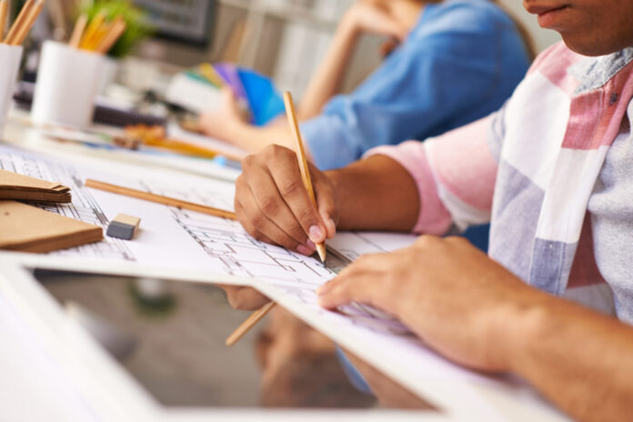 what’s-the-hardest-thing-to-teach-about-podcasting?-an-interview-with-colin-gray