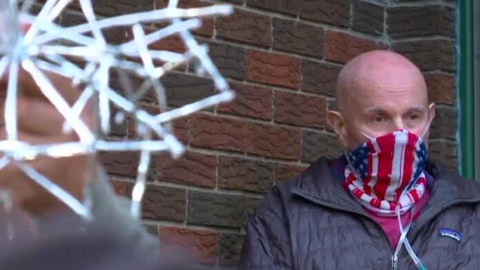 man-survives-covid,-heart-attack-keeps-tradition