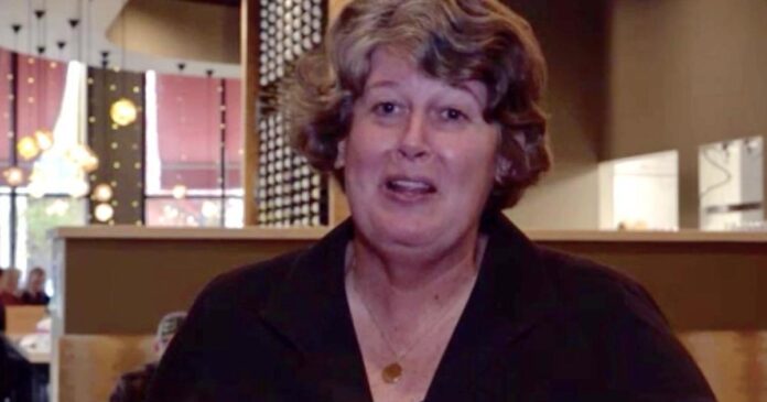 why-one-city’s-vice-mayor-got-a-second-gig-waiting-tables