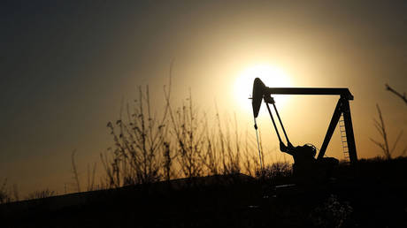 russia-&-opec-agree-to-cooperate-on-crude-supply
