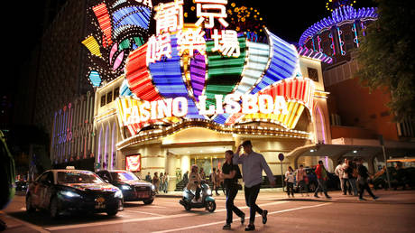 china-wants-its-casino-paradise-to-become-tech-mecca