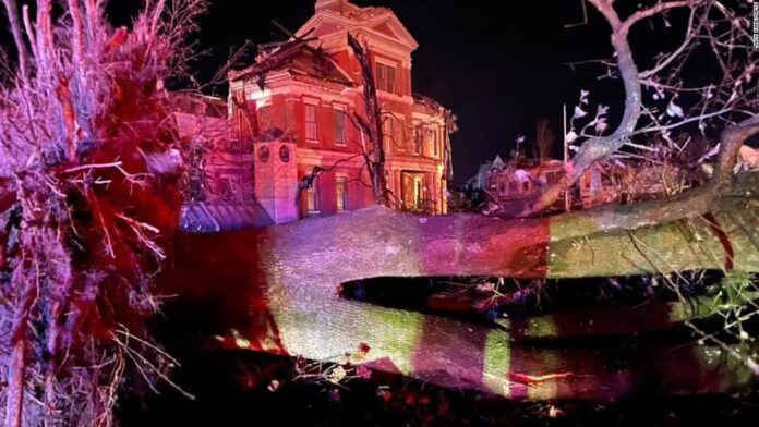 a-tornado-hit-a-candle-factory-with-about-110-people-inside