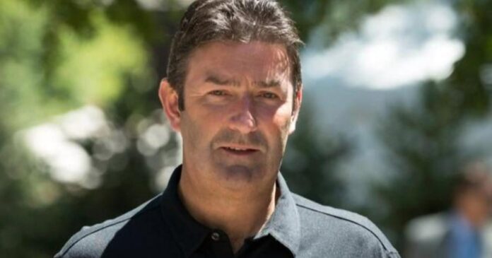 fired-mcd’s-ceo-returns-$105m-after-lying-about-relationships