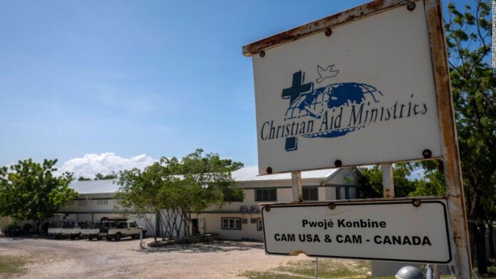 kidnapped-missionaries-are-free,-haiti-official-says