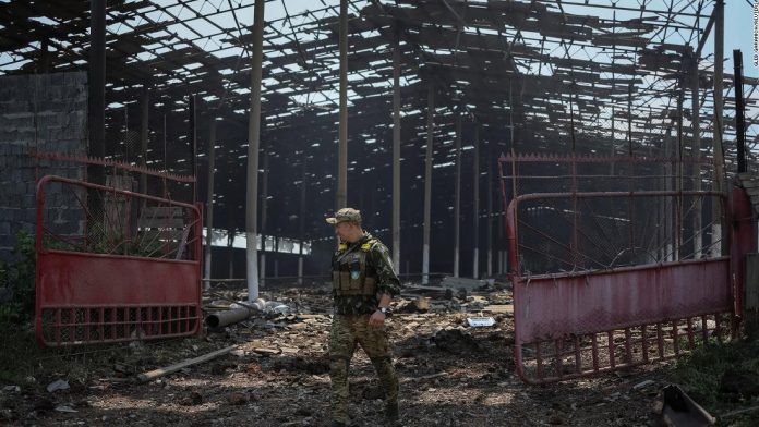 russia-‘using-starvation-as-a-weapon,’-german-official-says