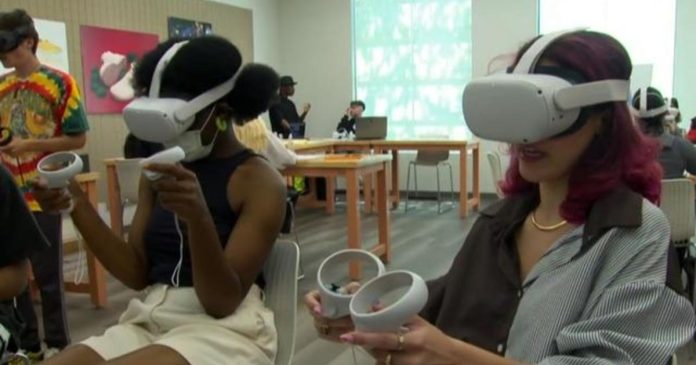 university-gets-creative-as-us.-college-enrollment-drops