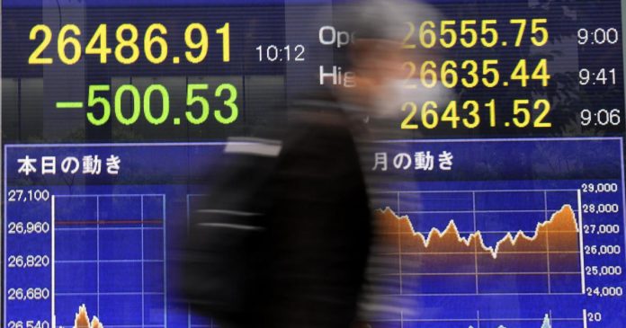 stocks-continue-to-fall,-a-day-after-s&p-enters-bear-market