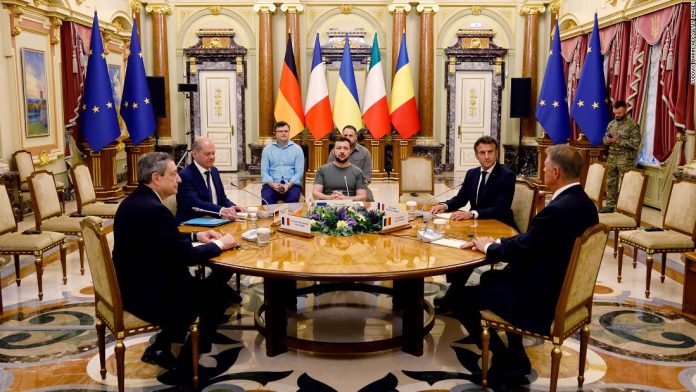 leaders-of-europe’s-biggest-countries-visit-kyiv-and-voice-support-for-ukraine’s-membership-in-eu,-as-zelensky-presses-for-more-powerful-weapons
