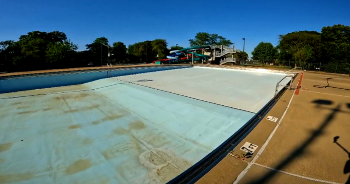 alderman-fears-pools-may-not-open-all-summer