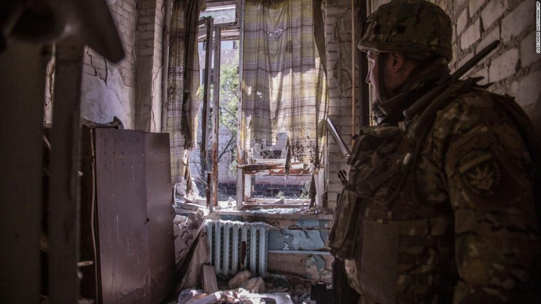 ukrainian-official-warns-that-humanitarian-situation-in-severodonetsk-will-become-‘catastrophic’
