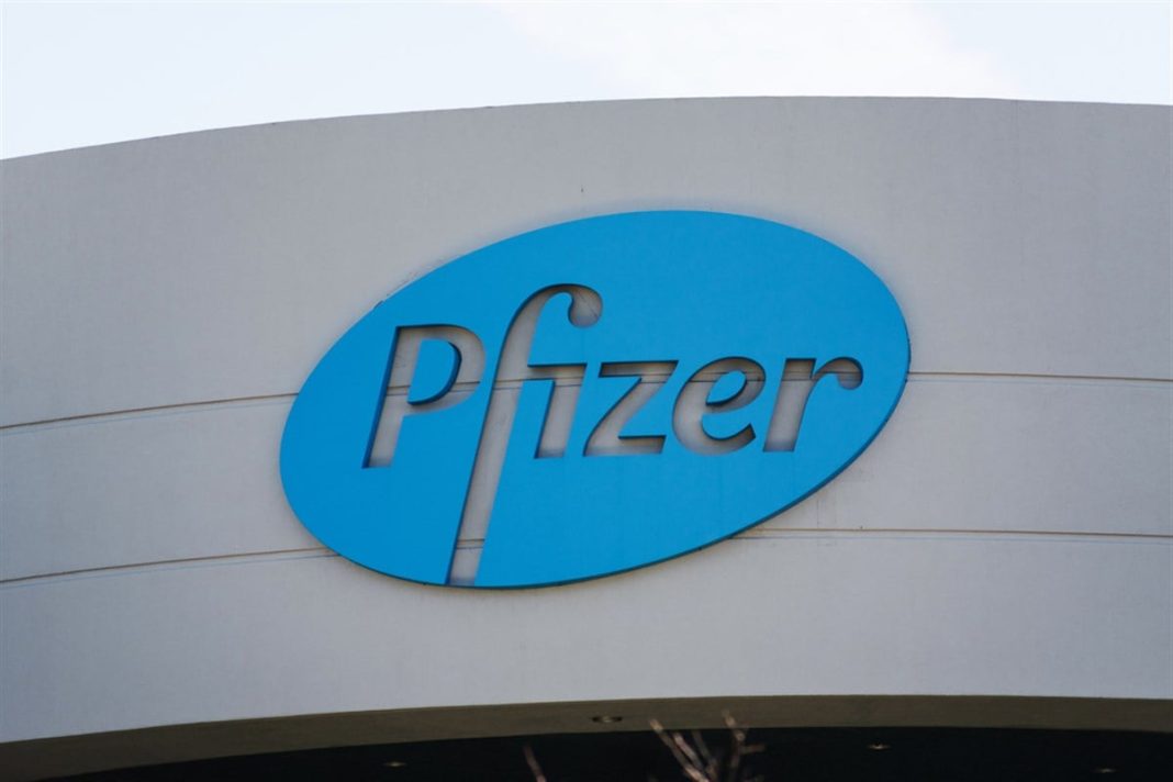 pfizer:-from-pandemic-hero-to-investor-jitters